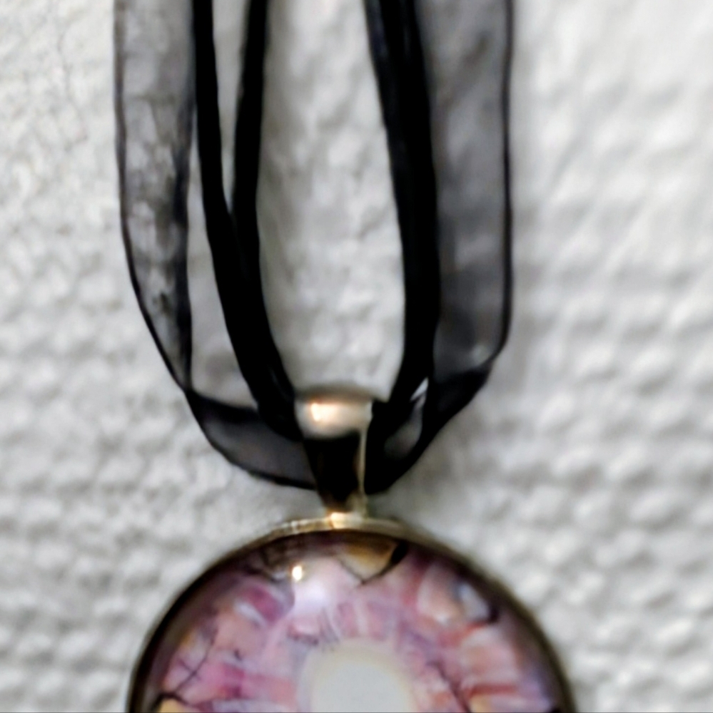 Cat Pendant Necklace - Picture 2 of 9